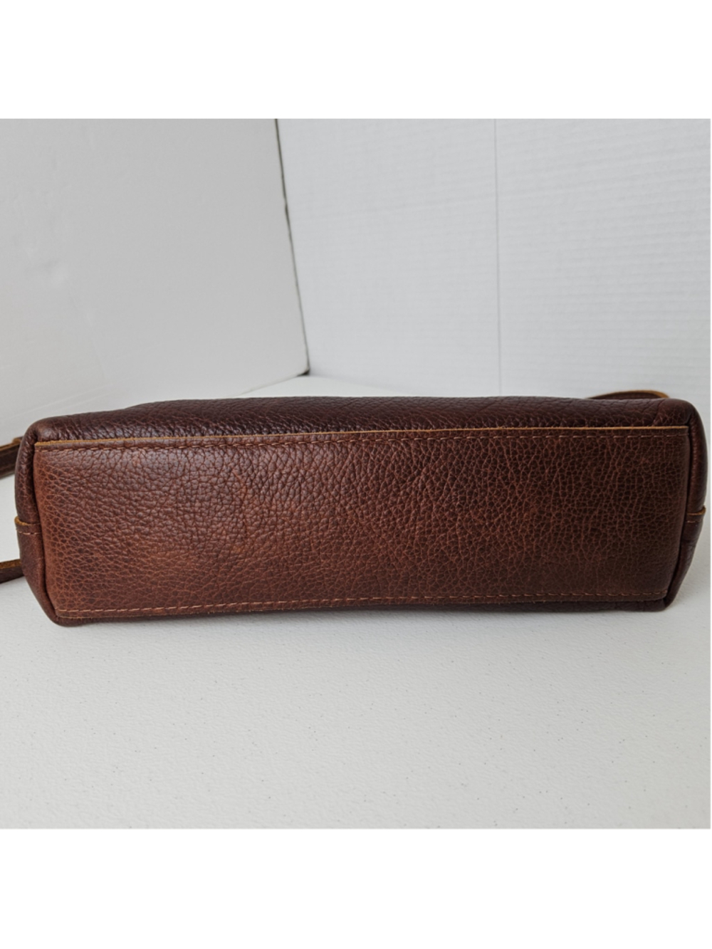 Portland Leather Poppy Large Crossbody Bag Nutmeg - Picture 11 of 14